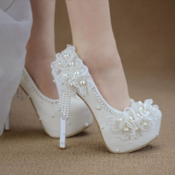 Sexy Korean Lace High Heels - Women's Flower Rhinestone Bridal Fashion