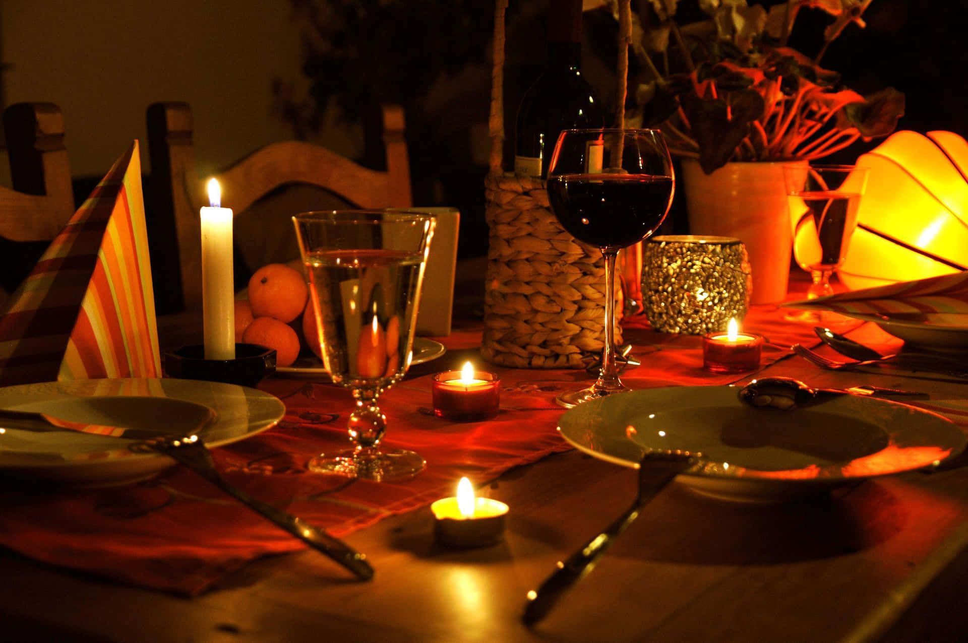 https://www.tempther.com/wp-content/uploads/2026/02/romantic-candlelight-dinner-ideas-1.jpg